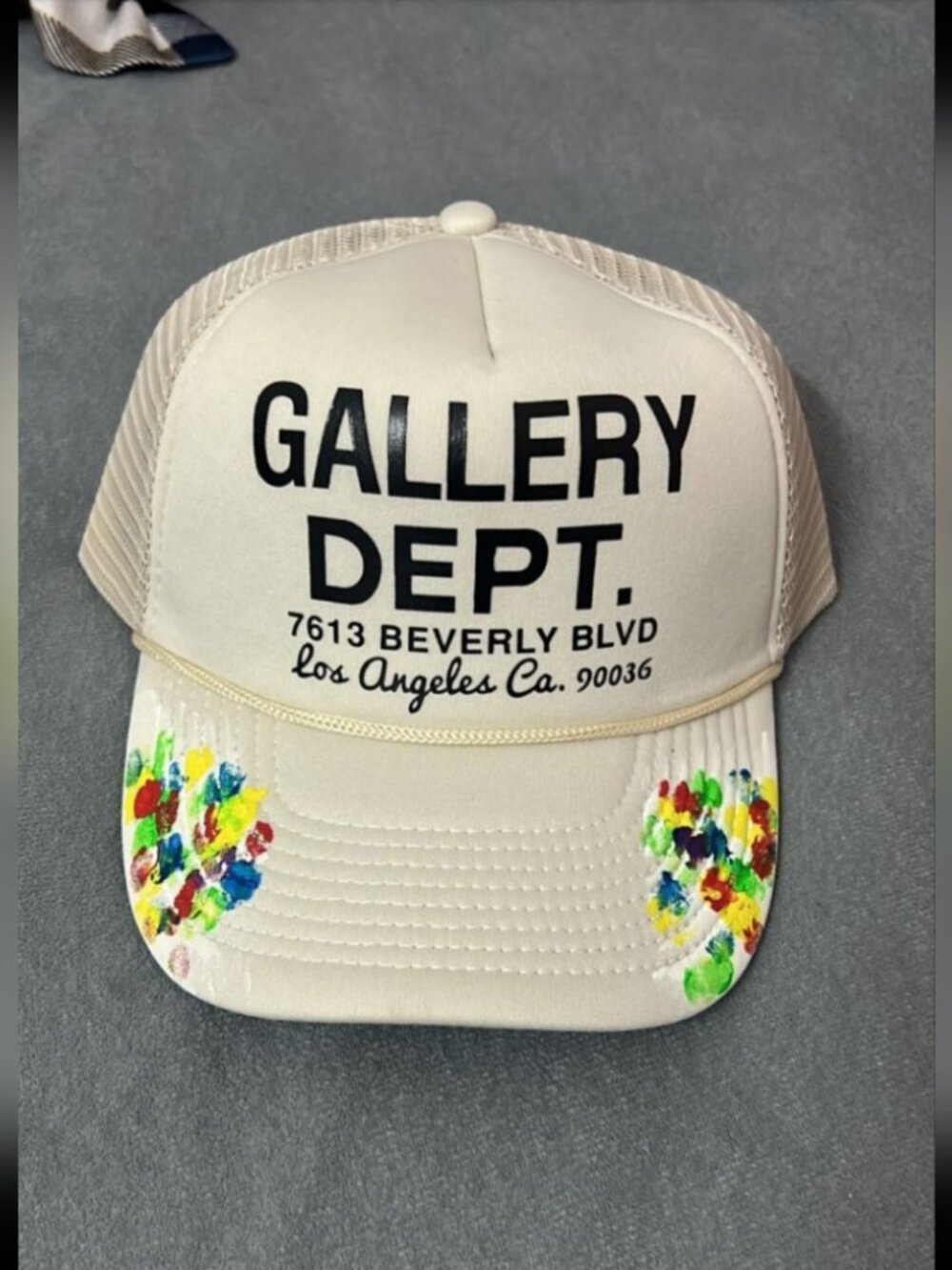 Gallery dept hat